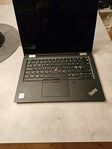 Lenovo ThinkPad X13 Yoga -8 GB ram-256 SSD-Windows 11-CPU i5