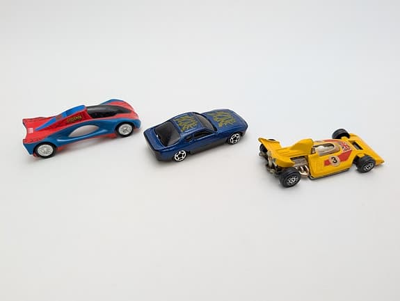 3 st Leksaksbilar | Vintage Corgi Juniors F1 | Majorette Spider-Man