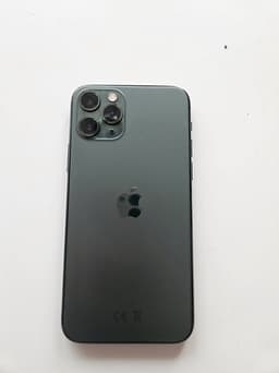 Apple iPhone 11 Pro smartphone grön
