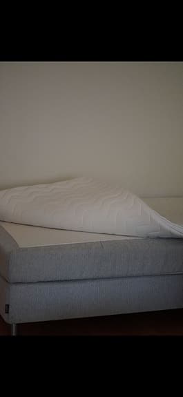 Mycket fin säng