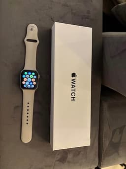Apple Watch SE Gen 2 40mm Stjärnglans GPS Bluetooth