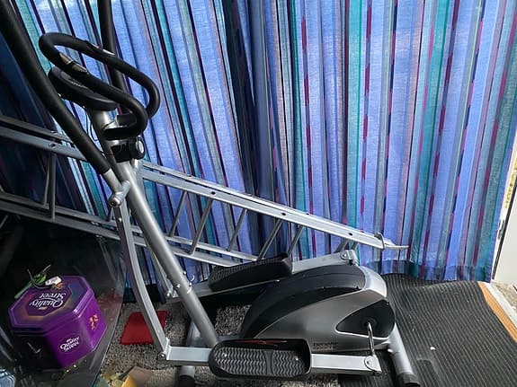 Benefit Sports 510 crosstrainer grå