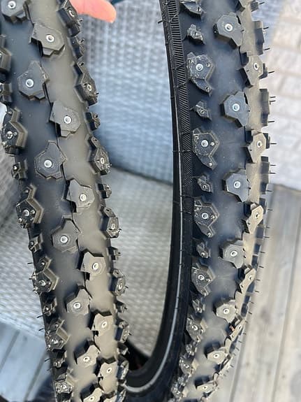 Suomi Tyres Hile W240 V2 dubbdäck 28 x 2.10