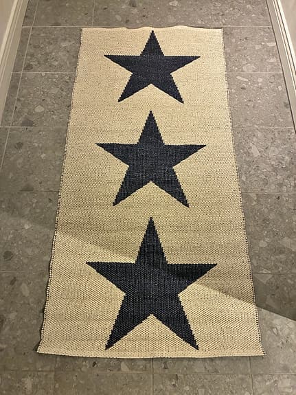 Pappelina matta stjärnmönster blå och beige