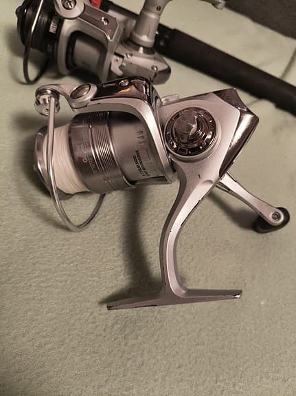 fiske rullar 3 olika en med spö