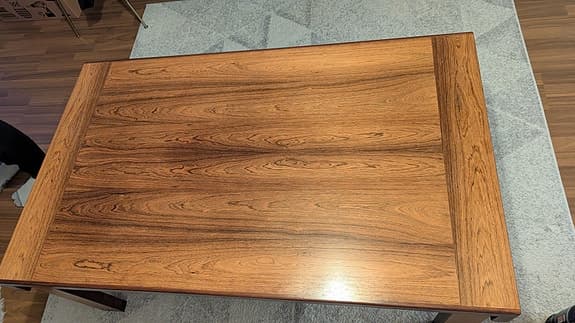 Stabilt vardagsrumsbord i ek – 140x85 cm (inkl. verktyg)