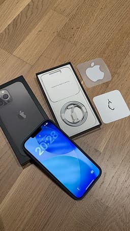 iPhone 13 Pro Max 128gb in excellent condition