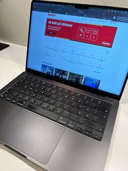 MacBook Pro 14” - M3 Pro 18GB (defekt skärm)