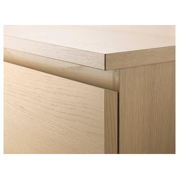 MALM. Byrå med 2 lådor, vitlaserad ekfaner. IKEA.
