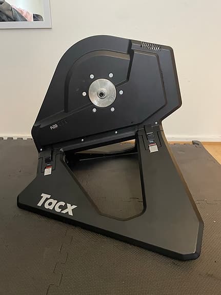 Tacx Neo smart cykeltrainer