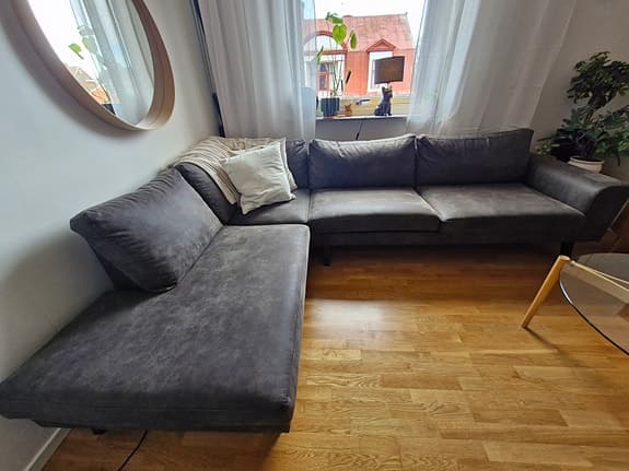 2,5-sits L-Soffa Haga Konstläder
