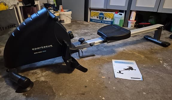 Spartacus roddmaskin med träningsdator.