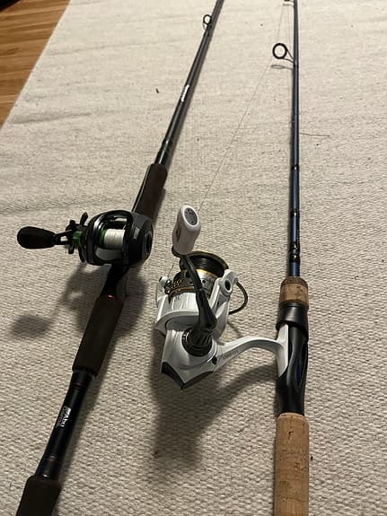 2 fiskespön 1000kr styck