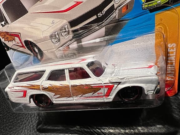 Hot Wheels ’70 Chevelle SS Wagon leksaksbil vit
