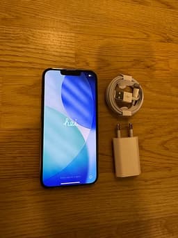 iPhone 13 Pro i Nyskick, gold färg