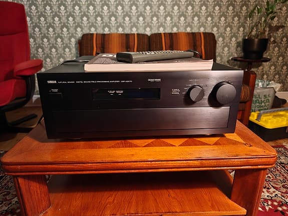 Yamaha DSP-A2070 förstärkare