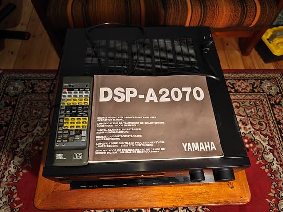 Yamaha DSP-A2070 förstärkare