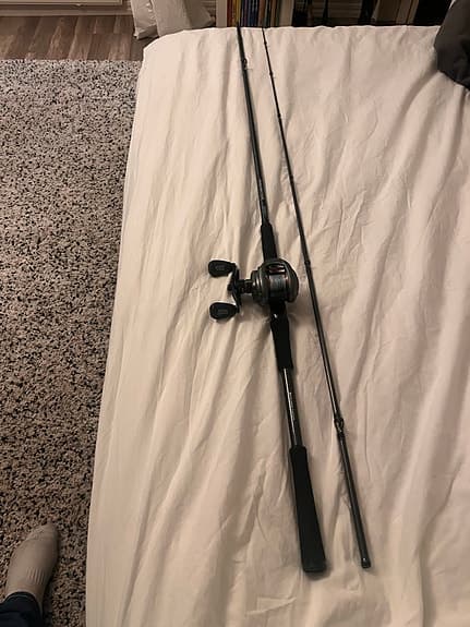 Inquisitor Monster Edition haspelspö med rulle svart