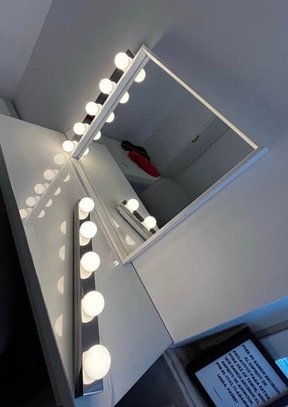 IKEA sminkspegel med belysning vit