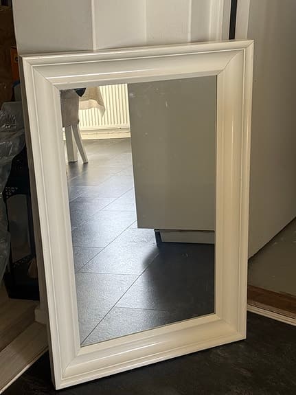 IKEA spegel vit ram