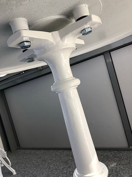 Två st Trädgårdsbord i gjutjärn helt nya