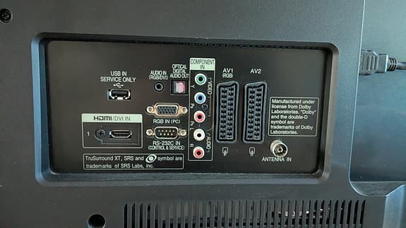 TV 32 tum svart, LG 32LG2100