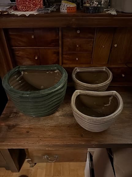 väggkrukor i keramik set grön beige