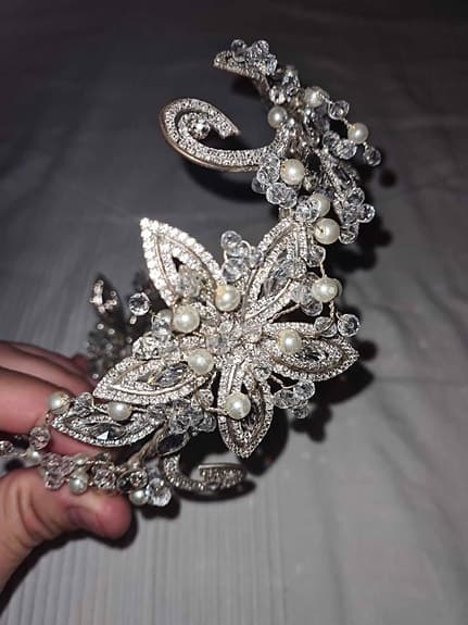 Tiara Bröllop