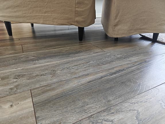 Strandmon IKEA fåtölj med fotpall