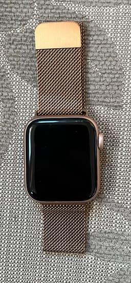 Apple Watch Series 4 smartklocka 40 mm Rosé
