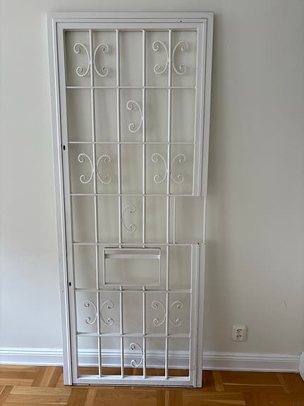 säkerhetsgrind / Säkerhetsgaller dörr vit metall