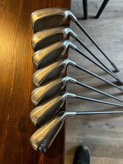 Golfset järnklubbor 3–9 och sand wedge grafit