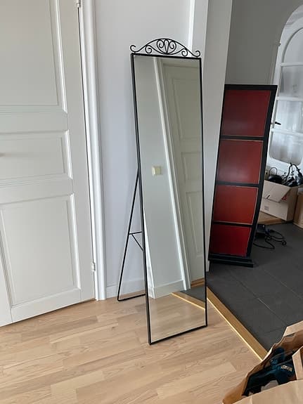 IKEA Karmsund helkroppsspegel svart metall