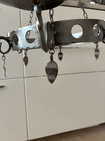 Rustik retro ljuskrona för blockljus i tenn