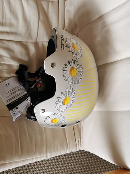 Ny fin oanvänd cykelhjälm!