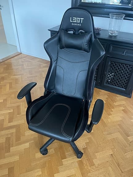 L33t Gaming stol som nu säljs