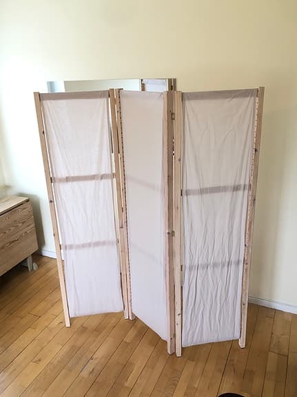 Vikvägg / rumsavdelare i ljus beige - IKEA IVAR