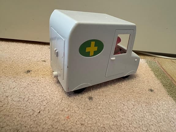 Peppa Pig sjukhus lekset med ambulans och figurer