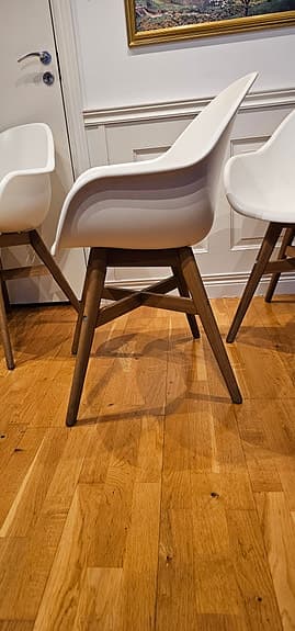 Stolar från Ikea
