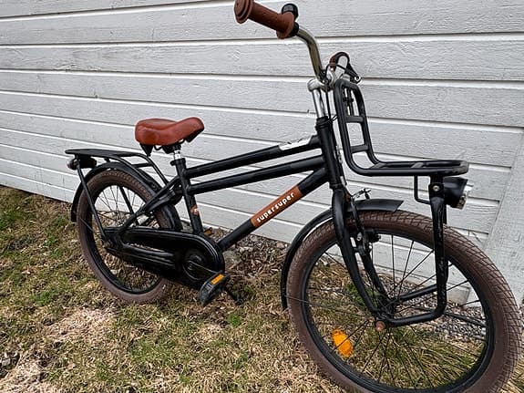 Supersuper Cooper  barncykel 20 inch svart