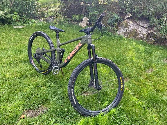 Trek heldämpad cykel 29" unisex ramstorlek M