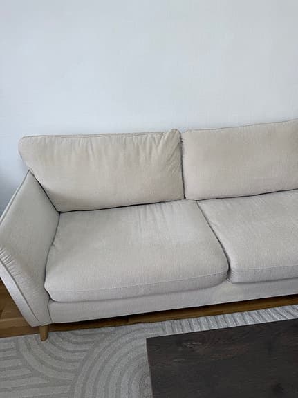 Soffa och soffbord från Mio