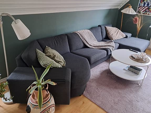 Svart tygsoffa