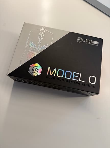 Gaming paket- Mikrofon, Headset, Mus, Tangentbord. Nypris ca 5 300kr.