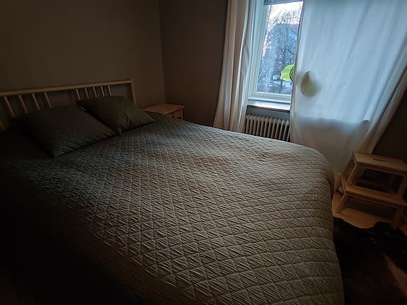 Sängöverkast och matchande kuddar