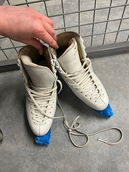 Edea konståkningsskridskor