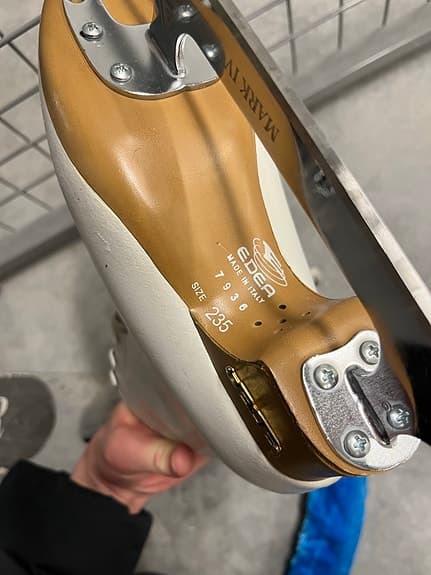 Edea konståkningsskridskor