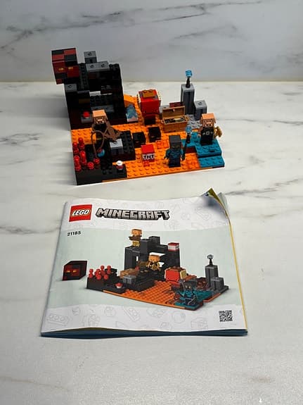 Lego Minecraft byggset nr 21185 Netherfästningen
