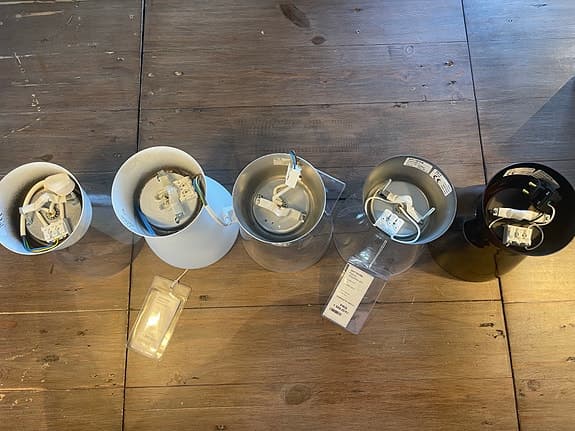 Fem stycken olika lampor / armaturer totalt 7 stycken