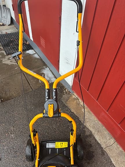 Stiga MCS 615 gräsklippare bensin gul/svart